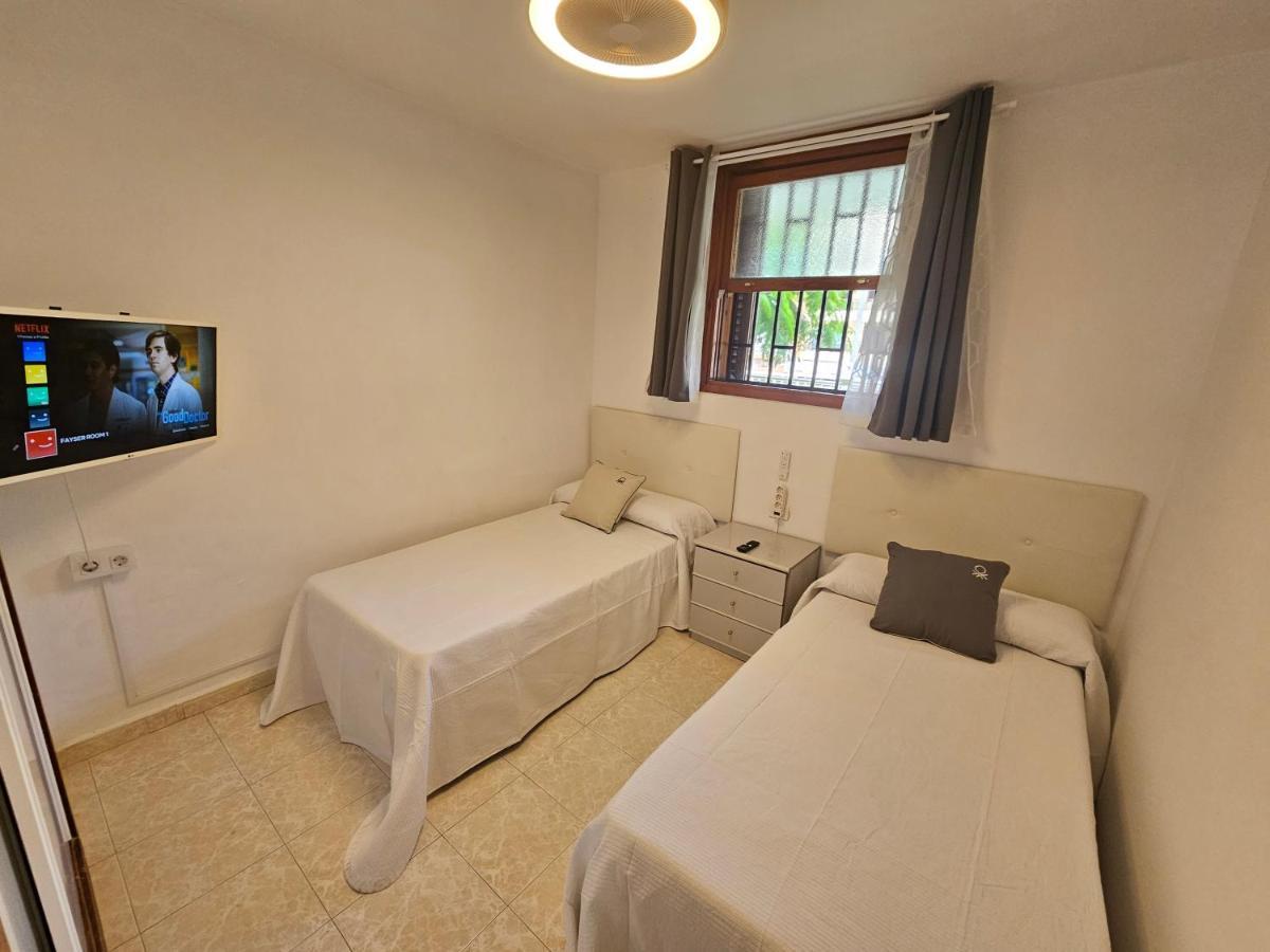 Fayser 108 Beachfront With Direct Pool Access From Terrace Арона Екстер'єр фото