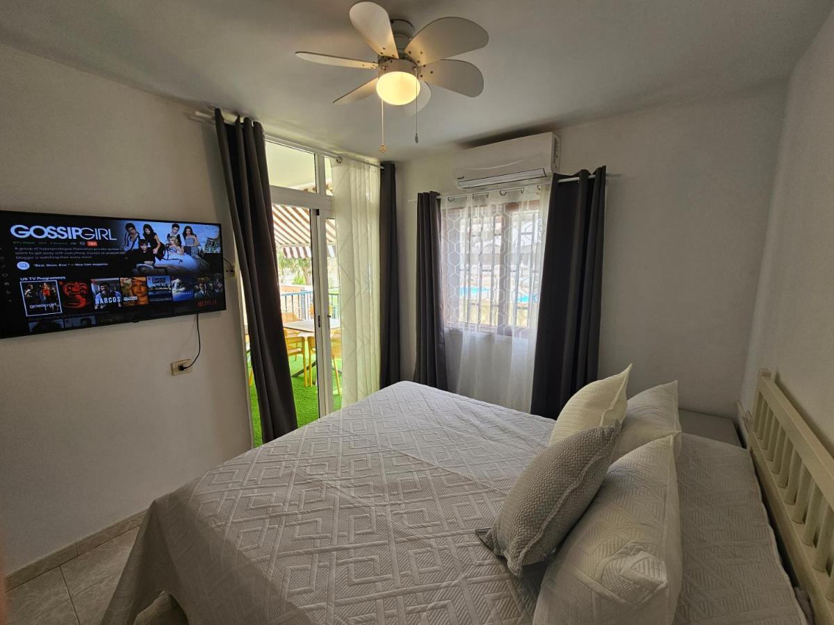 Fayser 108 Beachfront With Direct Pool Access From Terrace Арона Екстер'єр фото