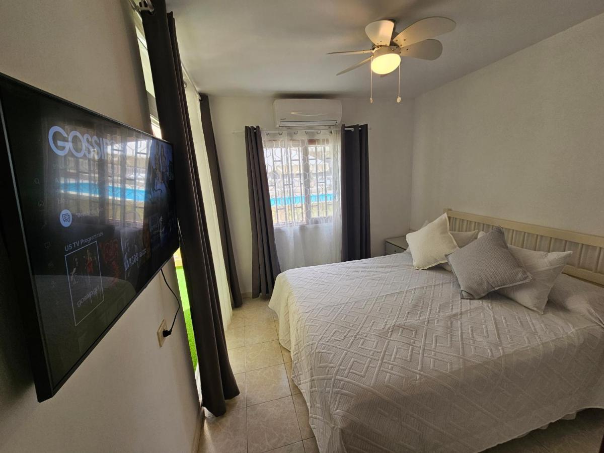 Fayser 108 Beachfront With Direct Pool Access From Terrace Арона Екстер'єр фото